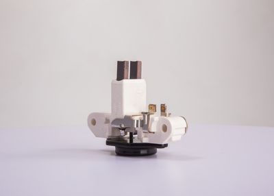 REGULATOR ALTERNATOR BOSCH 1197311212 7