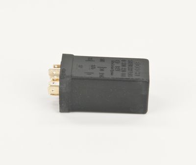 RELAIS KRAFTSTOFFPUMPE BOSCH 0280230001 10