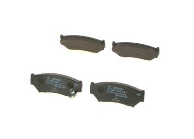 Remblokken set Voor , past: SUZUKI GRAND VITARA I, JIMNY, VITARA 1.5D-2.0D 07.88-