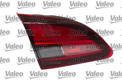Achterlicht Rechts (binnen, kleur van het glas red) past: OPEL ASTRA J Saloon 09.12-04.18