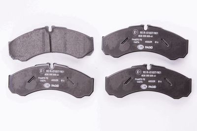 Комплект тормозных колодок, дисковый тормоз HELLA 8DB 355 005-411 для RENAULT MASCOTT