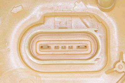 SISTEM ALIMENTARE CU COMBUSTIBIL VEMO V10090814 1