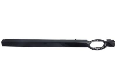 Grillestrip vooraan (zwart glanzend) past: LAND ROVER DEFENDER II 09.19-
