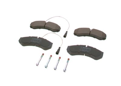 Remblokken set Achter , past: IVECO DAILY II, DAILY III  NISSAN CABSTAR, CABSTAR E, NT400 CABSTAR, NT500  RVI MAXITY 2.5D-3.0D 01.89-