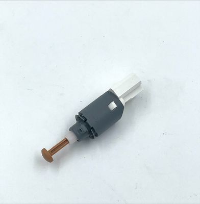 Spínač brzdového světla ELTA AUTOMOTIVE EV1026