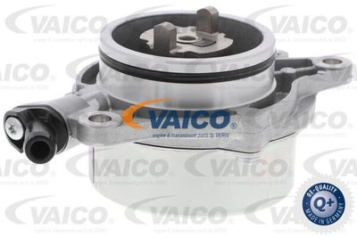 VAICO V20-8175 Вакуумный насос  для BMW 5 (Бмв 5)