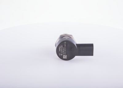 SUPAPA CONTROL PRESIUNE SISTEM - COMMON-RAIL BOSCH 0281006074 6