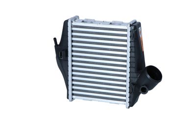 LADELUFTKüHLER NRF 30531 26