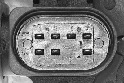 DROSSELKLAPPENSTUTZEN VEMO V10810047 1