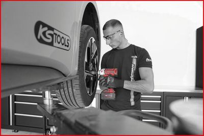 Ks Tools - Uťahovačka 18V 1/2" 690Nm s AKU 4Ah
