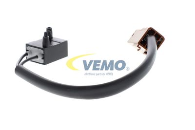 COMUTATOR ACTIONARE AMBREIAJ (TEMPOMAT) VEMO V22730020 37