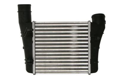интеркулер (охладител за въздуха на турбината) THERMOTEC DAA033TT