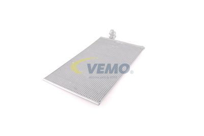 CONDENSATOR CLIMATIZARE VEMO V95620016 18