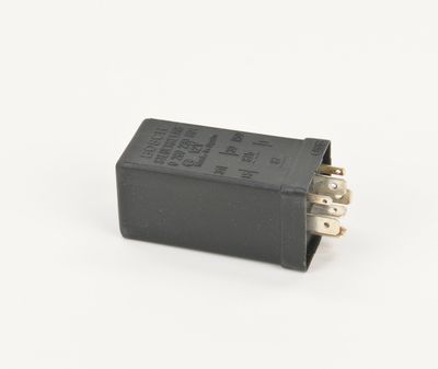 RELAIS KRAFTSTOFFPUMPE BOSCH 0280230001 23
