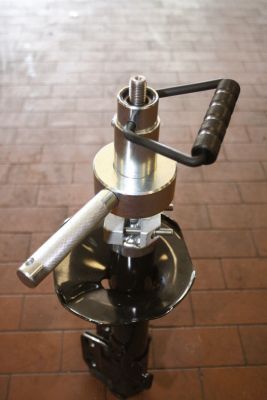 Sada nářadí, tlumič-pístnice KS TOOLS 150.9495