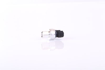 COMUTATOR PRESIUNE AER CONDITIONAT NISSENS 301067 25