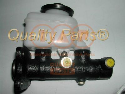 Главный тормозной цилиндр IAP QUALITY PARTS 702-17060 для TOYOTA HILUX