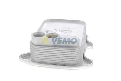 ÖLKüHLER MOTORöL VEMO V15606026 50