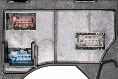 COMUTATOR COLOANA DIRECTIE VEMO V22800029 1