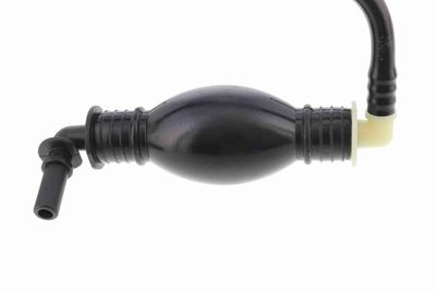 KRAFTSTOFFLEITUNG VAICO V461426 1