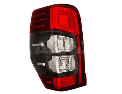 Задний габаритный огонь NPS M761I34 для MITSUBISHI L200