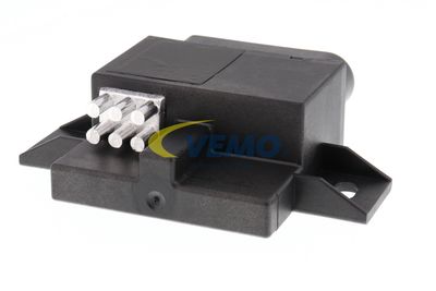 RELEU POMPA COMBUSTIBIL VEMO V15710065 26