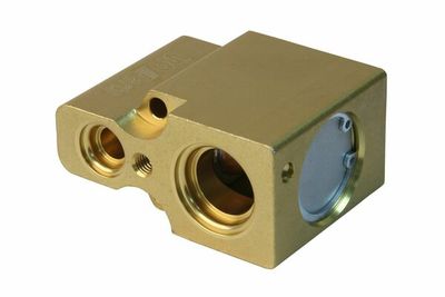 ÜRO-Parts 6N0820679C Розширювальний клапан кондиціонера для MG (Мджи)