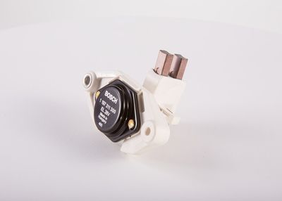 REGULATOR ALTERNATOR BOSCH 1197311300 8