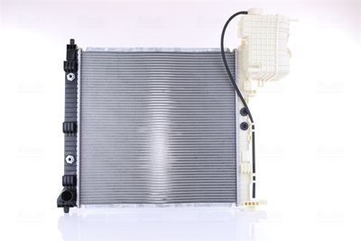 Радиатор, охлаждение двигателя NISSENS 62561A для MERCEDES-BENZ VITO