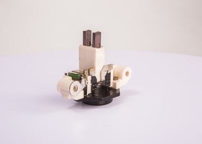 REGULATOR ALTERNATOR BOSCH 1197311213 13