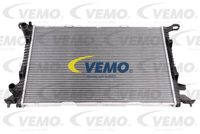 VEMO V10-60-0034 Радиатор охлаждения двигателя  для PORSCHE MACAN (Порш Макан)