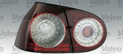 Комлект заднего освещения VALEO 043722 для VW GOLF