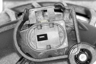 GENERATOR / ALTERNATOR VEMO V101350022 1