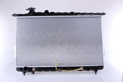 NISSENS 67027 Радиатор охлаждения двигателя  для KIA MAGENTIS (Киа Магентис)