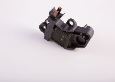 REGULATOR ALTERNATOR BOSCH 0272220733 18