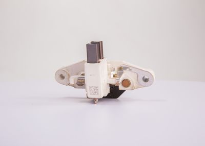 GENERATORREGLER BOSCH 1197311028 5