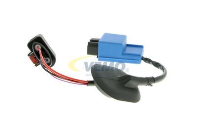 RELEU POMPA COMBUSTIBIL VEMO V15710062 30