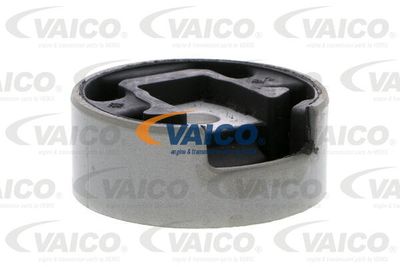 VAICO V10-1557 Подушка двигуна 