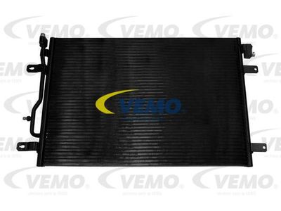 VEMO V15-62-1010 Радіатор кондиціонера 