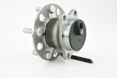 BUTUC ROATA FEBEST 2082CALMR 32