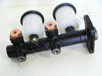 Главный тормозной цилиндр RED-LINE 09TO000 для TOYOTA LAND CRUISER