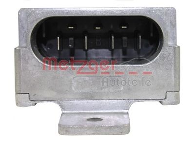 STEUERGERäT ELEKTROLüFTER (MOTORKüHLUNG) METZGER AUTOTEILE 0917035 1