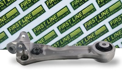 носач, окачване на колелата FIRST LINE FCA7755