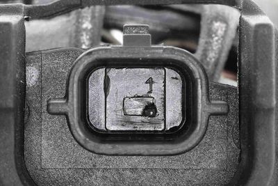 GENERATOR / ALTERNATOR VEMO V461350063 4