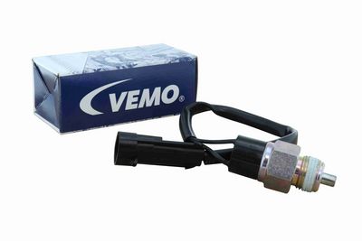 SCHALTER RüCKFAHRLEUCHTE VEMO V24730046 1