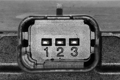 DROSSELKLAPPENSTUTZEN VEMO V22810006 1