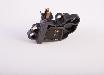 REGULATOR ALTERNATOR BOSCH 0272220733 15