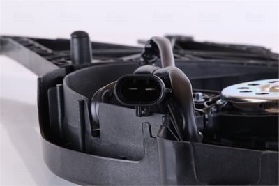 Větrák, chlazení motoru NISSENS 85204