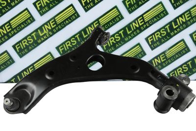 носач, окачване на колелата FIRST LINE FCA7910