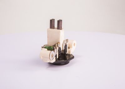 REGULATOR ALTERNATOR BOSCH 1197311213 12
